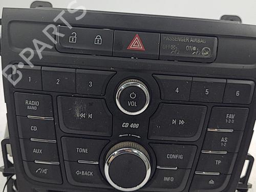 Used Radio Radio 22823830 22823830