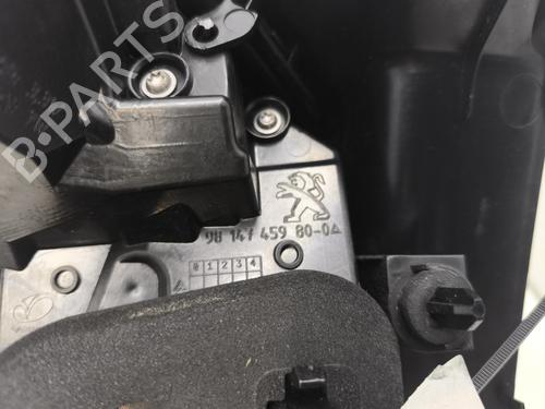 right-taillight-peugeot-2008-i-cu_-2013-30749490 main image