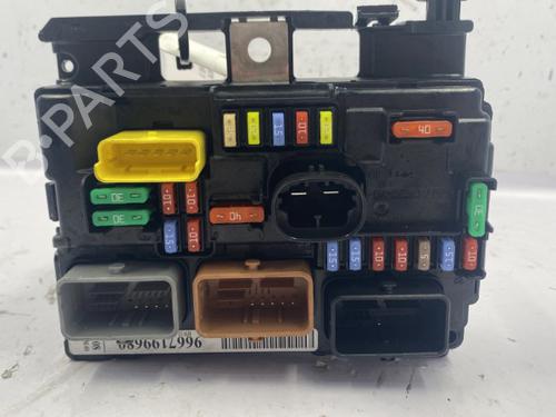 Used Fuse box CITROËN C3 Picasso (SH_) 1.6 BlueHDi 100 (99 hp) 22843983