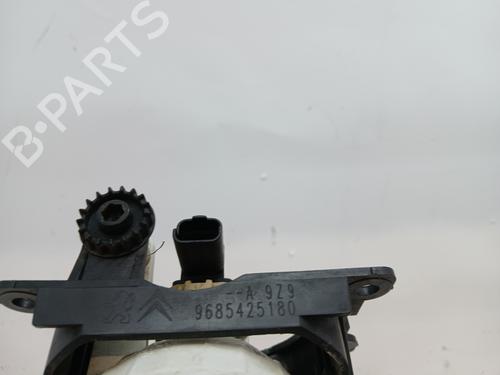 Right front fog light PEUGEOT 206+ (2L_, 2M_) 1.1 | BP29466606C31 