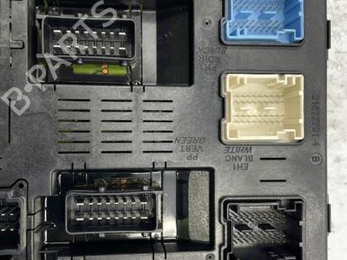 Used Fuse box Fuse box CITROËN C4 I (LC_) 1.6 HDi (90 hp) 22833634 22833634
