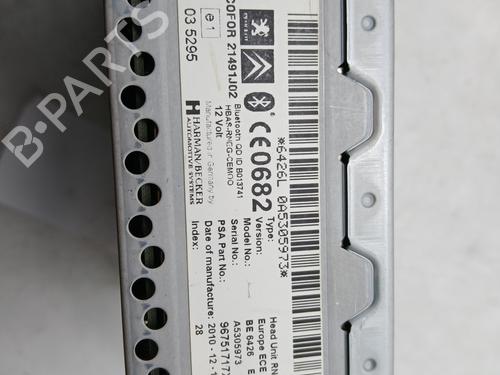 Used Radio Radio PEUGEOT 5008 (0U_, 0E_) 1.6 HDi (112 hp) 32281100 32281100