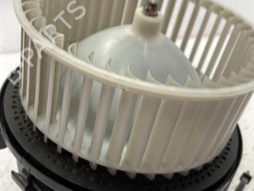 Heater blower motor SEAT ARONA (KJ7, KJP) 1.6 TDI | BP22841305M62 