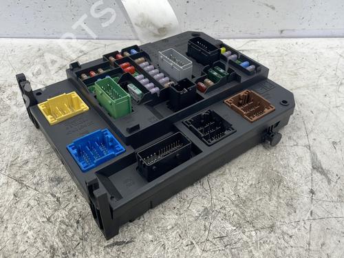 Fuse box CITROËN C4 II (NC_) 1.6 HDi 90 | BP24032928E1 - Image 2