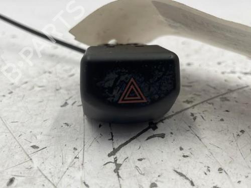 Used Warning switch Warning switch NISSAN MICRA III (K12) 1.5 dCi (86 hp) 22835766 22835766