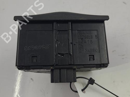 Used Headlight switch Headlight switch SAAB 9-3 (YS3F, E79, D79, D75) 2.2 TiD (125 hp) 22820694 22820694