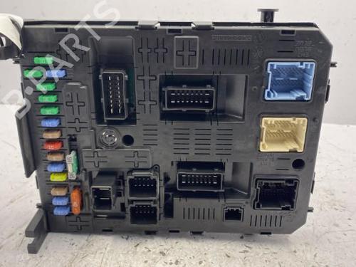 Used Fuse box PEUGEOT 308 I (4A_, 4C_) 1.6 HDi (90 hp) 22836272