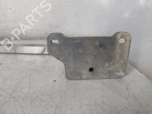 Traversa Traversa PEUGEOT 3008 II SUV (MC_, MR_, MJ_, M4_) 1.5 BlueHDi 130 (131 hp) 36418088 36418088