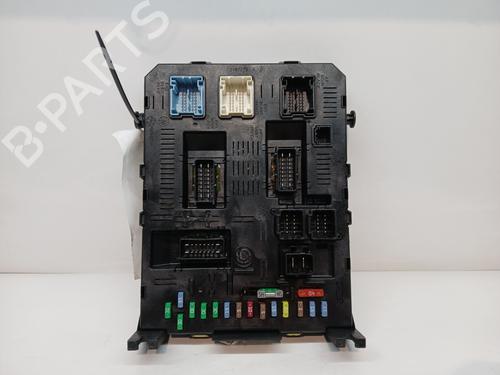 Used Fuse box PEUGEOT 307 CC (3B) 2.0 HDi 135 (136 hp) 30601246