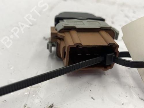 Used Right front window switch Right front window switch RENAULT LAGUNA II (BG0/1_) 1.9 dCi (BG1A, BG1W, BG0G) (110 hp) 22832721 22832721