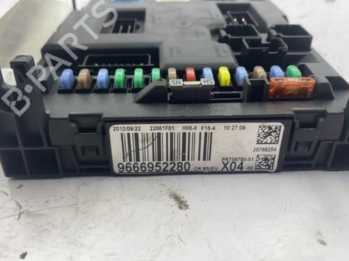 Used Fuse box Fuse box CITROËN C3 II (SC_) 1.6 HDi (92 hp) 22839649 22839649