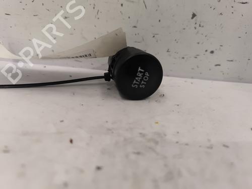 Used Switch RENAULT MEGANE III Hatchback (BZ0/1_, B3_) 1.5 dCi (BZ09, BZ0D, BZ1W, BZ29, BZ14) (110 hp) 25758102