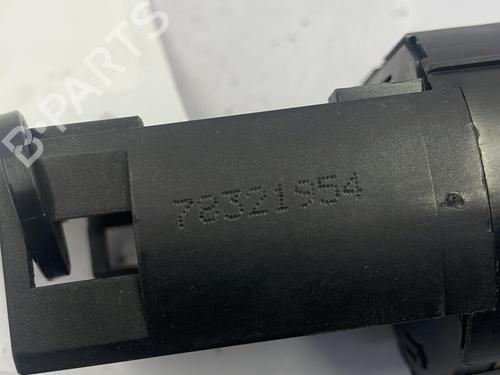 Used Headlight switch VW POLO V (6R1, 6C1) 1.4 (6R1) (85 hp) 22830291