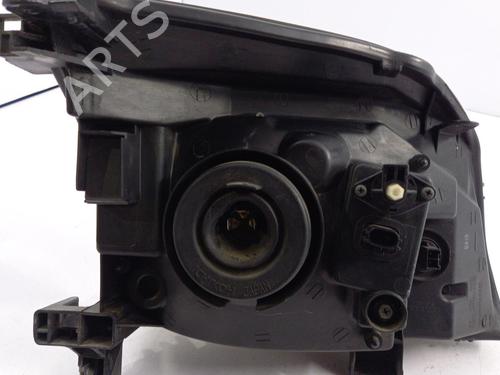 Used Left headlight NISSAN X-TRAIL I (T30) 2.2 Di 4x4 (114 hp) 22824039