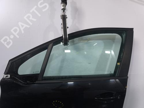 Used Left front door Left front door 38542982 38542982