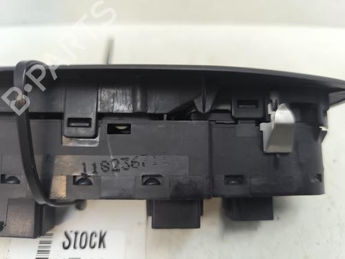 Left front window switch PEUGEOT 2008 I (CU_) 1.2 THP 110 / PureTech 110 | BP31806952I27 