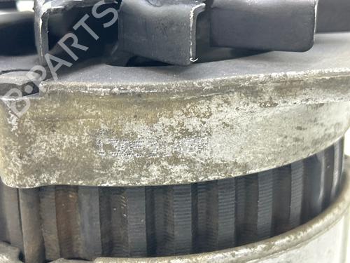 Używane Alternator Alternator 38476109 38476109