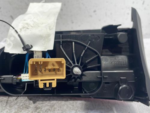 right-tailgate-light-vw-golf-viii-cd1-da1-2019-25477897 main image