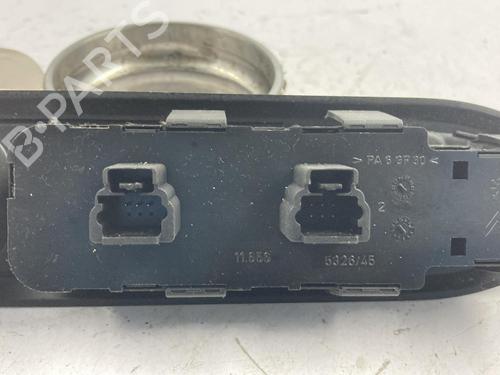 Used Switch Switch PEUGEOT 407 (6D_) 1.6 HDi 110 (6D9HZC, 6D9HYC) (109 hp) 22818010 22818010