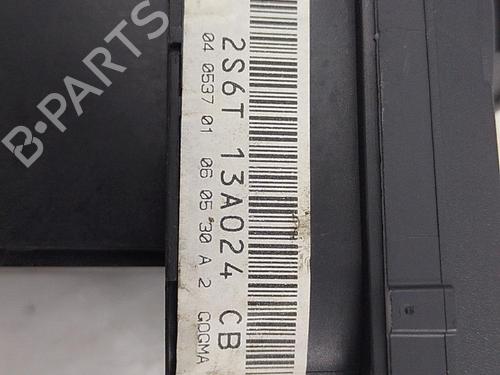 Commande de phare Commande de phare FORD FIESTA V (JH_, JD_) 1.3 (69 hp) 22826919 22826919