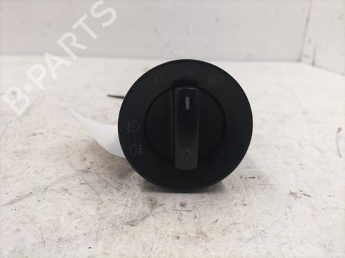 Used Headlight switch Headlight switch VW POLO IV (9N_, 9A_) 1.2 12V (64 hp) 24174398 24174398