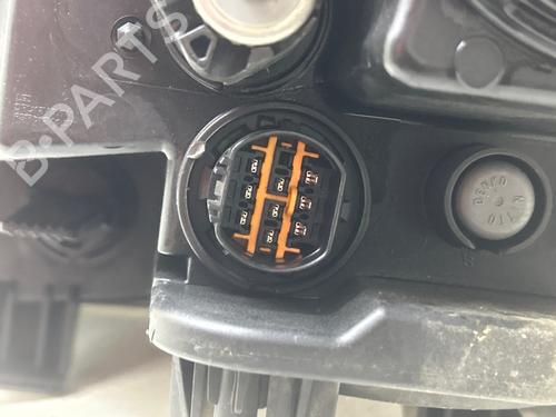 Right headlight KIA CARENS IV 1.7 CRDi | BP40611797C29 - Image 5