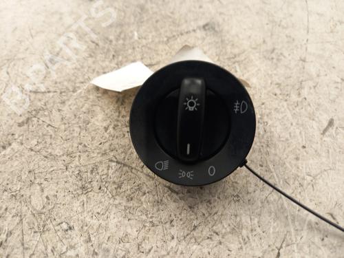 Used Headlight switch VW GOLF VI (5K1) 1.6 TDI (90 hp) 24322752