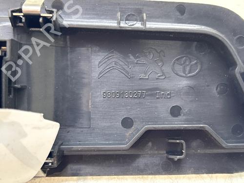 Used Right front window switch Right front window switch 38677058 38677058