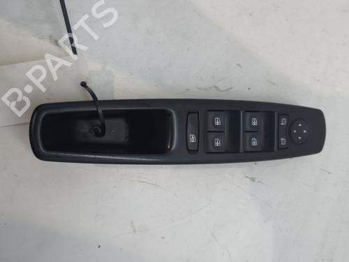 Used Switch RENAULT MEGANE III Grandtour (KZ0/1) 1.5 dCi (KZ1M, KZ1W, KZ0R) (106 hp) 26387012