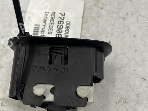 Used Right rear window switch MERCEDES-BENZ CLK (C209) CLK 220 CDI (209.308) (150 hp) 22829961