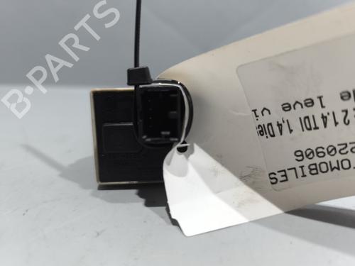 Used Switch Switch VW POLO IV (9N_, 9A_) 1.4 TDI (70 hp) 28531766 28531766