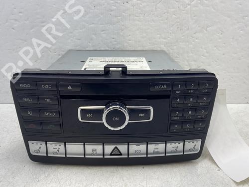 Used Radio MERCEDES-BENZ SLK (R172) 250 CDI / d (172.403) (204 hp) 32265607