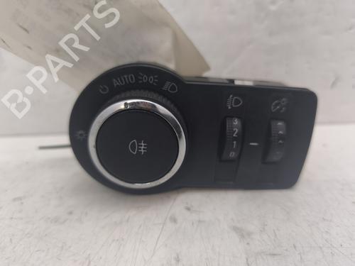 Used Headlight switch OPEL ASTRA J (P10) 1.3 CDTI (68) (95 hp) 30929109