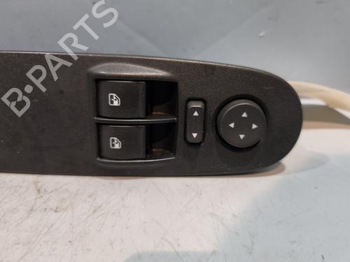 Used Left front window switch Left front window switch FIAT PUNTO EVO (199_) 1.2 (65 hp) 29438999 29438999