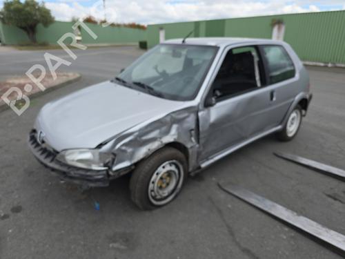 Gebruikte PEUGEOT 106 I (1A, 1C) 1.1 (60 hp) 4340735 Onderdelen