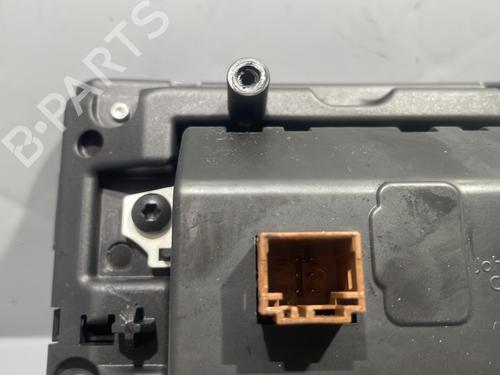 Display monitor PEUGEOT 308 II (LB_, LP_, LW_, LH_, L3_) 1.5 BlueHDi 130 | BP29338948C48 