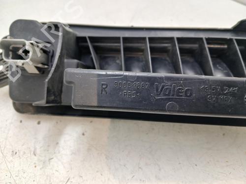 Used Right daytime light Right daytime light 37155909 37155909