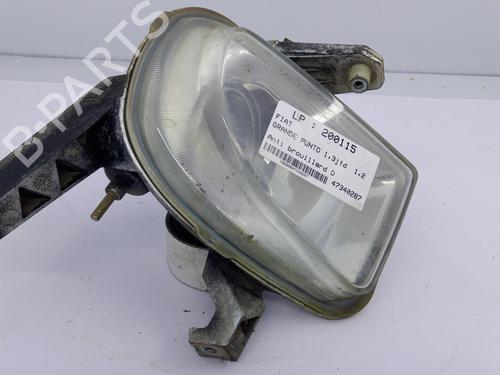 Used Right front fog light FIAT GRANDE PUNTO (199_) 1.3 D Multijet (199.AXD11, 199.AXD1A, 199.AXD1B,... (90 hp) 22815760