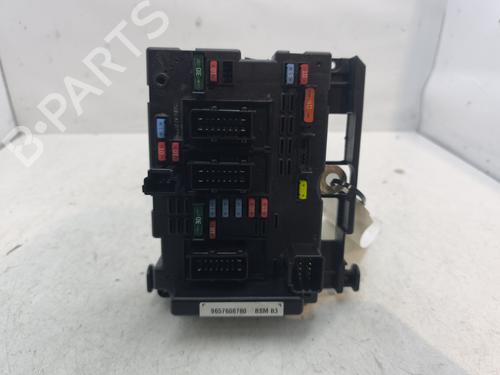 Used Fuse box PEUGEOT 307 (3A/C) 1.6 HDi 110 (109 hp) 29700503
