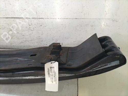 Used Front bumper reinforcement Front bumper reinforcement 31381961 31381961