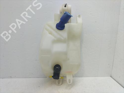 Used Windscreen washer tank ALFA ROMEO 147 (937_) 1.9 JTD (937.AXD1A, 937.BXD1A, 937.AXV1A, 937.BXB1A,... (115 hp) 32228353