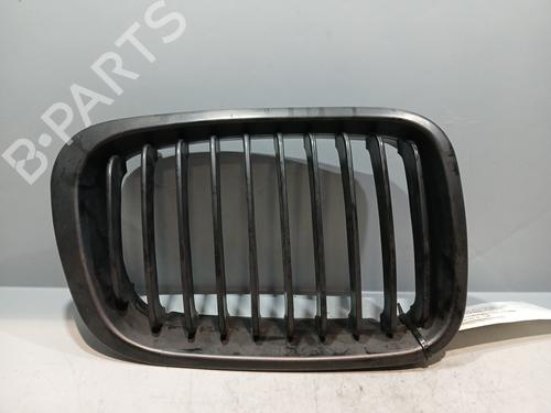 Used Grille BMW 3 (E46) 320 d (136 hp) 30825905