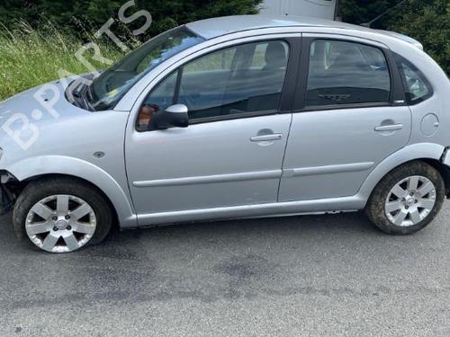 Fuse box CITROËN C3 I (FC_, FN_) 1.4 16V | BP22841126E1 