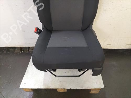 Left front seat PEUGEOT EXPERT Van (V_) 2.0 BlueHDi 145 | BP31071557C15 - Image 4
