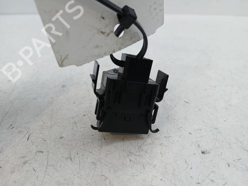 Used Warning switch Warning switch MERCEDES-BENZ B-CLASS Sports Tourer (W245) B 180 CDI (245.207) (109 hp) 33448500 33448500