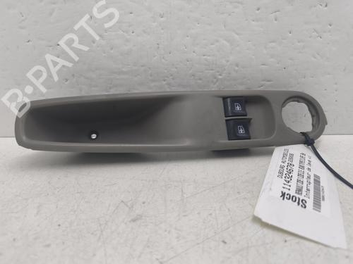 Used Left front window switch RENAULT ZOE (BFM_) ZOE (92 hp) 31034763