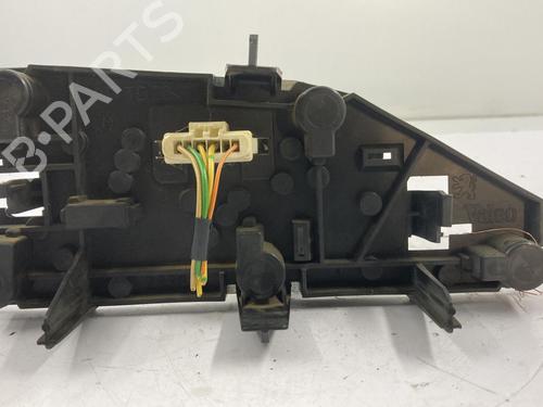 Used Lamp holder PEUGEOT 406 (8B) 2.0 HDI 110 (109 hp) 22817896