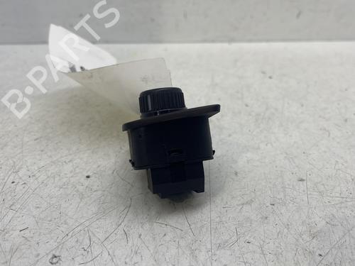 Used Mirror switch Mirror switch VW POLO IV (9N_, 9A_) 1.4 TDI (70 hp) 31603119 31603119