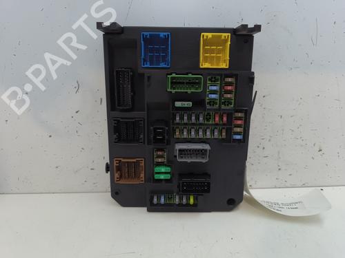 Fuse box CITROËN C4 II (NC_) 1.6 HDi 90 | BP27598627E1 - Image 4