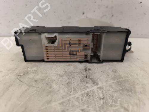 Right rear window switch NISSAN X-TRAIL I (T30) 2.2 dCi | BP24520912I28 